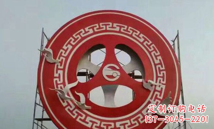 岳阳不锈钢齿轮雕塑象征着时代进步