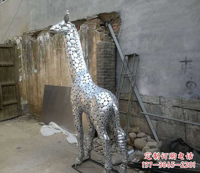 岳阳精美不锈钢长颈鹿雕塑