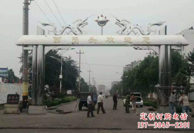 岳阳不锈钢牌坊雕塑双龙戏珠