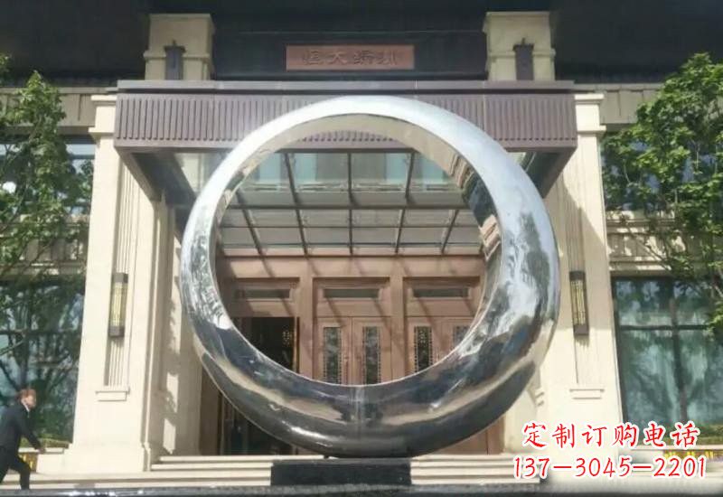 岳阳不锈钢公园圆环雕塑精致美观的艺术品