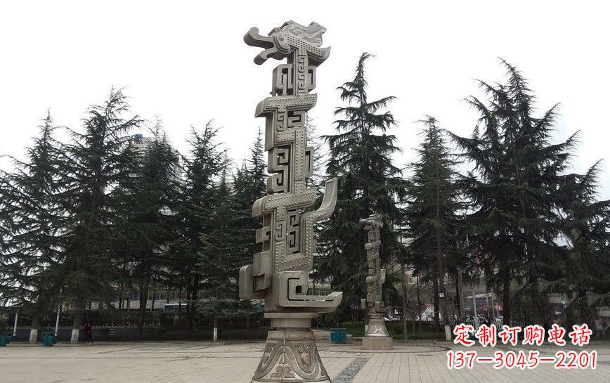 岳阳不锈钢龙柱雕塑引领公共景观