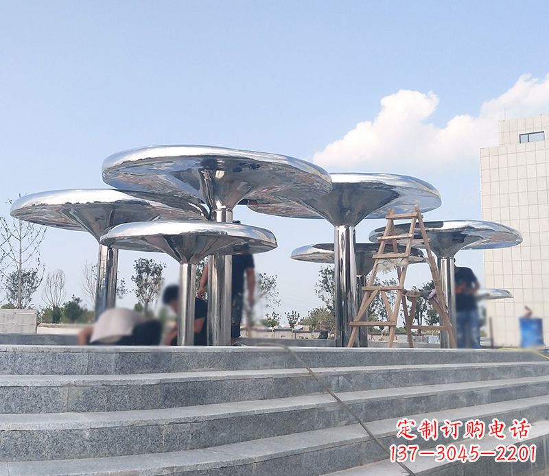 岳阳艺术精美的不锈钢蘑菇公园雕塑