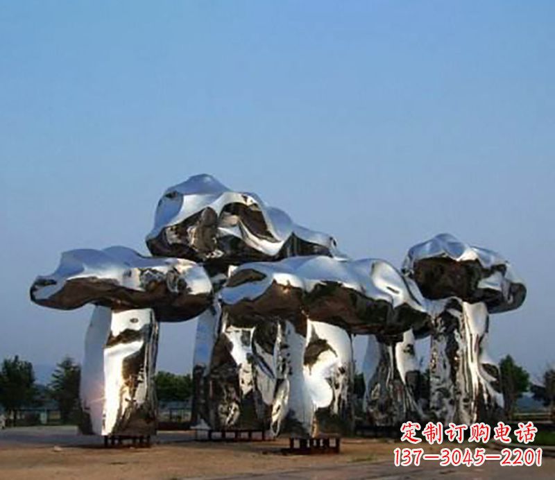 岳阳不锈钢蘑菇雕塑——一次惊艳的艺术之旅