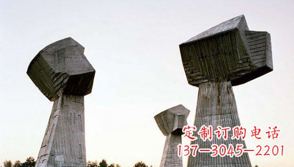 岳阳不锈钢拳头一种独特的雕塑材料