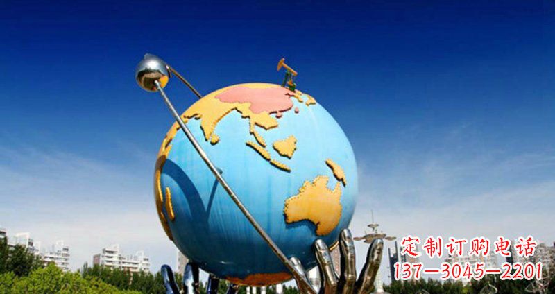 岳阳不锈钢地球雕塑一个充满环保意义的艺术品