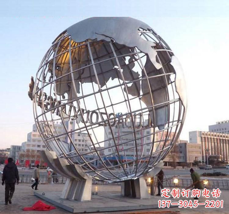 岳阳不锈钢地球仪雕塑一座充满美丽与灵性的艺术品