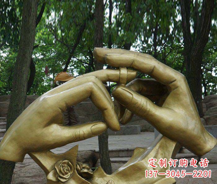 岳阳精美戒指铜雕塑