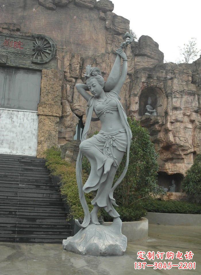 岳阳琵琶飞天人物石雕