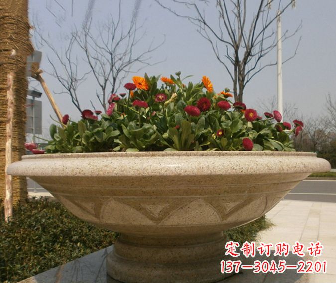 岳阳公园景观花盆石雕 (2)