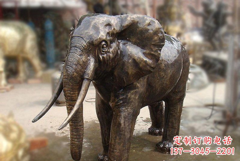 岳阳优雅而典雅的铜质大象雕塑