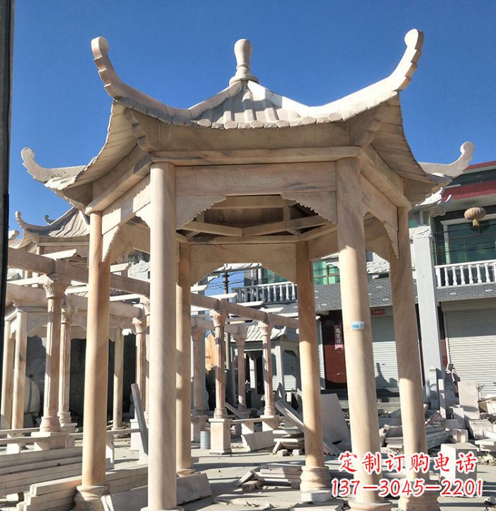 岳阳公园晚霞红凉亭雕塑