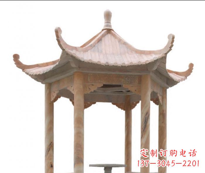 岳阳美丽而优雅的公园晚霞红六角石凉亭雕塑