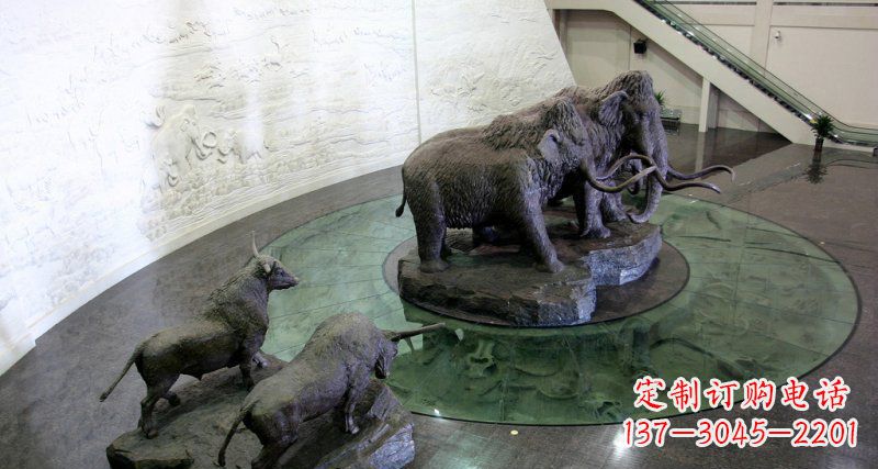 岳阳公园长毛象动物铜雕 (3)