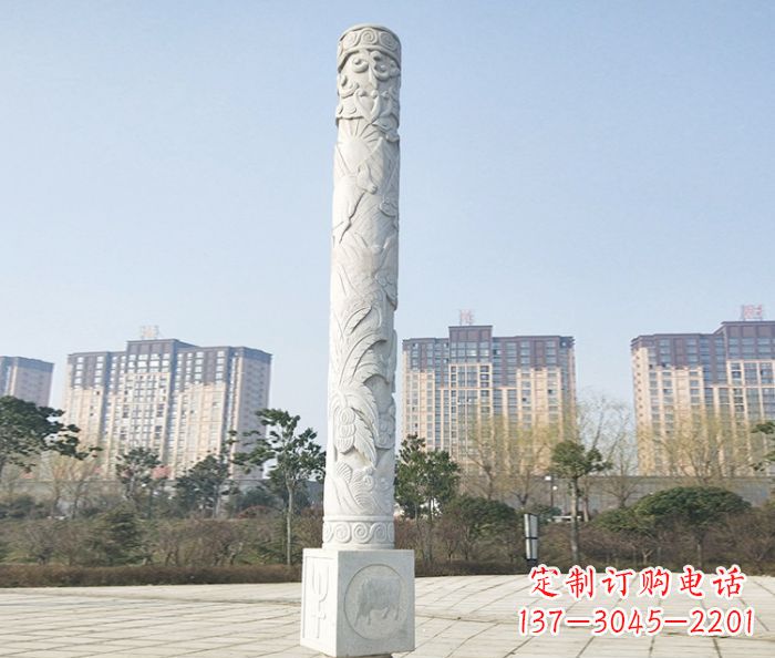 岳阳真实而细腻的大理石龙柱石雕