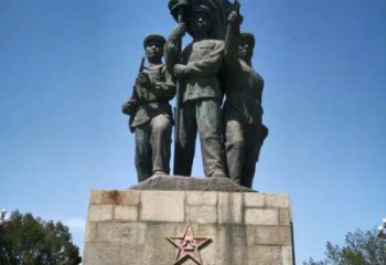 岳阳传承革命精神领雕纪念铜雕战士雕塑