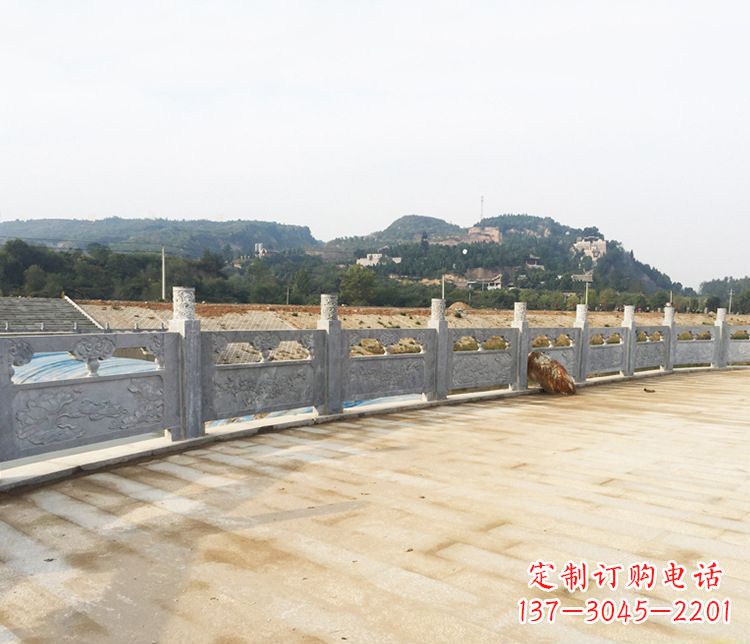 岳阳护城河大理石栏板石雕