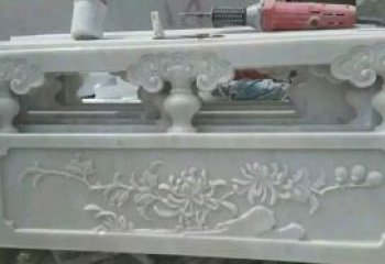 岳阳汉白玉花朵浮雕栏板，精致深具视觉立体感