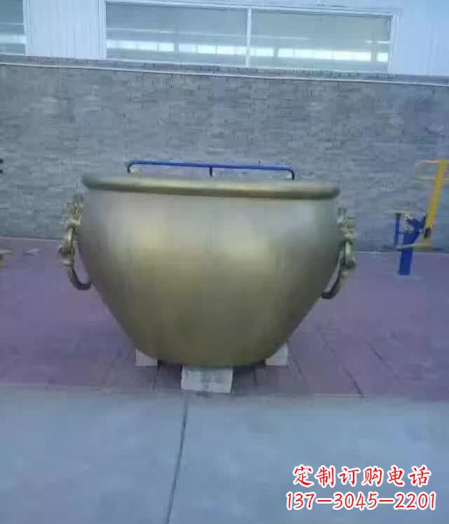 岳阳水缸铜雕塑