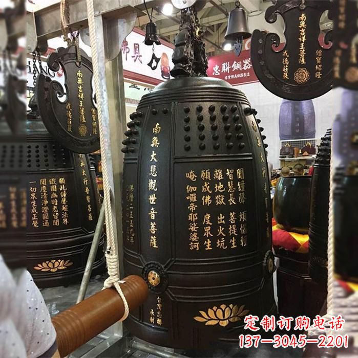 岳阳寺院挂钟铜雕塑