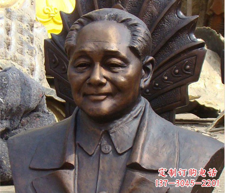 岳阳铜雕广场邓小平肖像雕塑