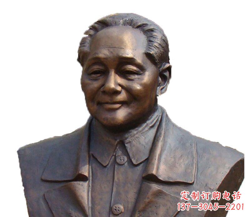 岳阳铜雕广场纪念伟人邓小平雕塑