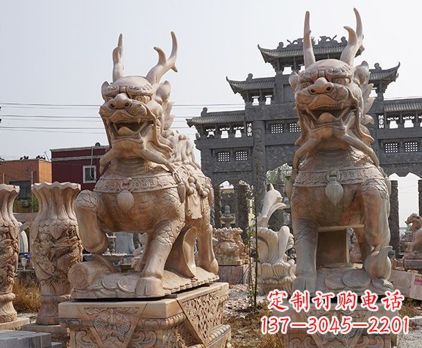 岳阳晚霞红瑞兽麒麟石雕 (2)