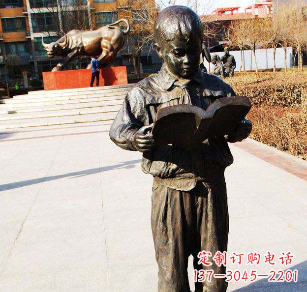 岳阳校园看书的小学生人物铜雕