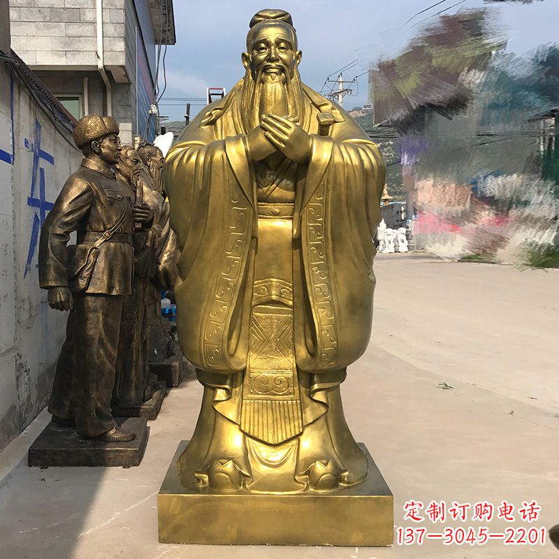 岳阳校园孔子铜雕像