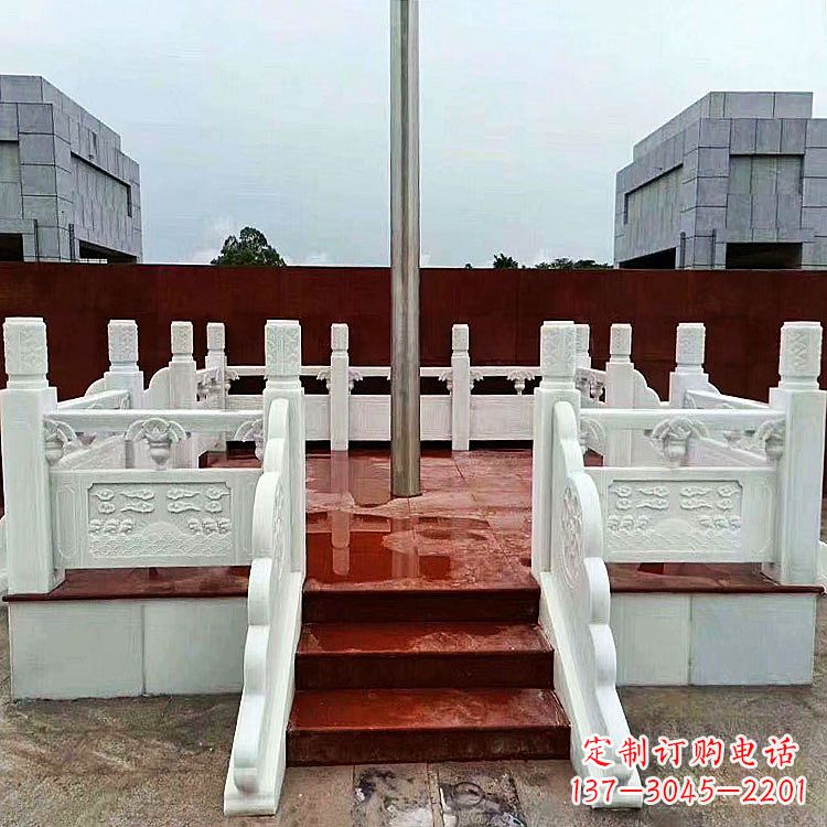 岳阳学校石雕升旗台